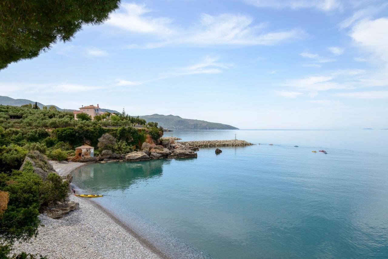 Naftilos Blue View Retreat Avía Dış mekan fotoğraf