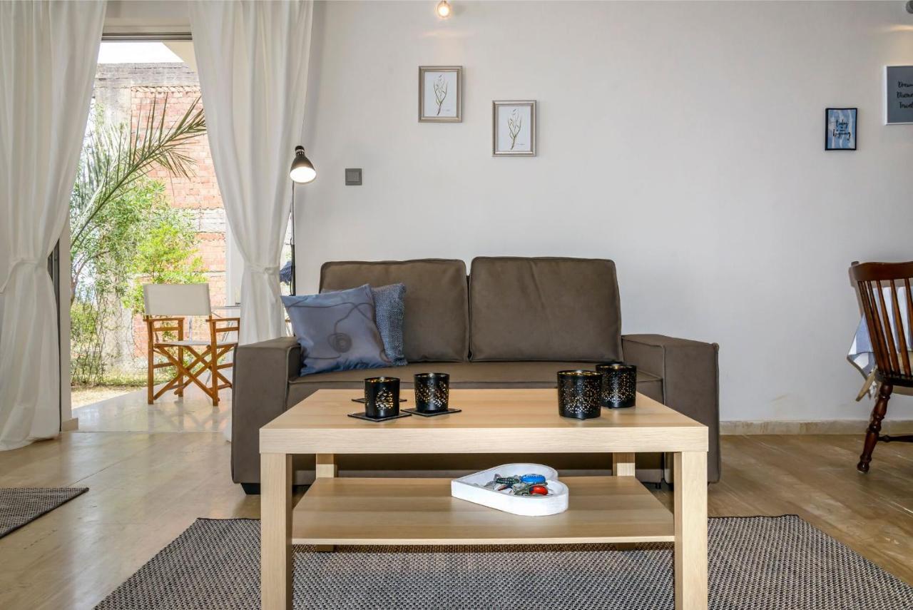Naftilos Blue View Retreat Avía Dış mekan fotoğraf