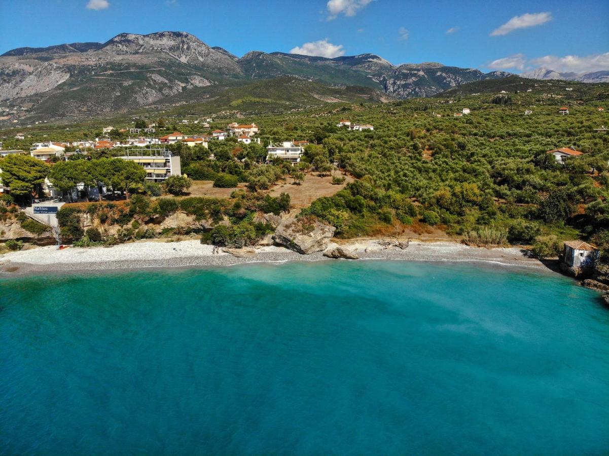Naftilos Blue View Retreat Avía Dış mekan fotoğraf